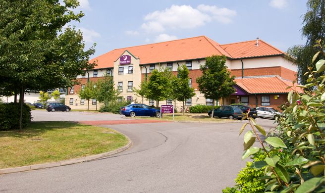 Premier Inn Oxford Exterior