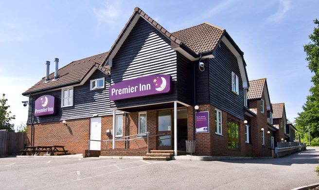 Premier Inn Portsmouth (Havant) Exterior