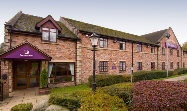 Premier Inn Rochdale Exterior