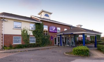 Premier Inn Rugby North (Newbold)