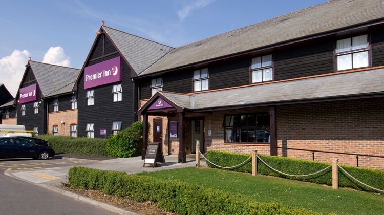 Premier Inn Salisbury Exterior