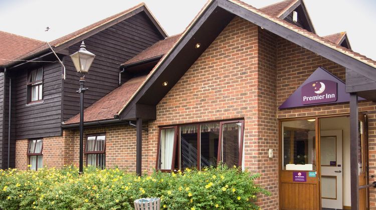 Premier Inn Sandhurst Exterior