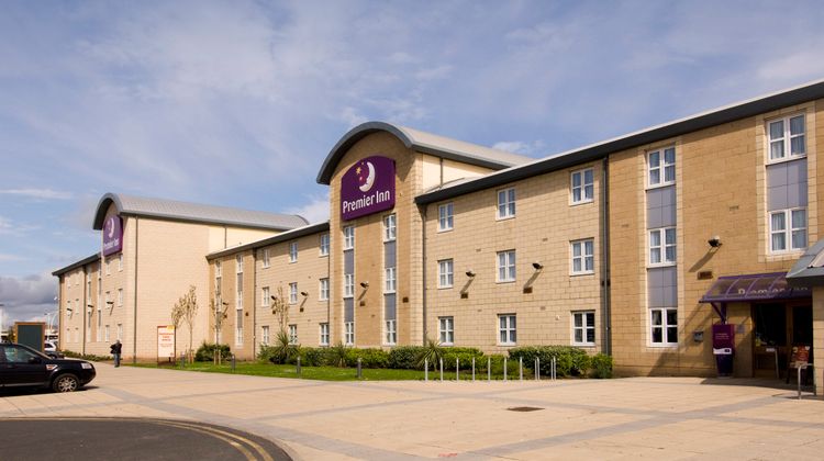 Premier Inn Southport Central Exterior