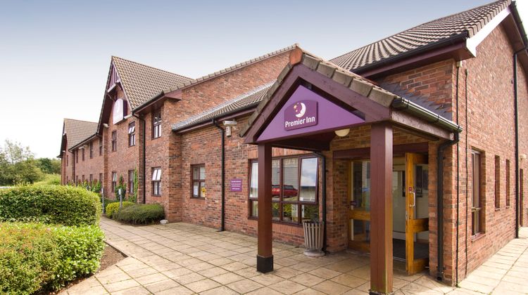 Premier Inn St. Helens South Exterior