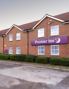 Premier Inn Warrington (A49-M62, J9)