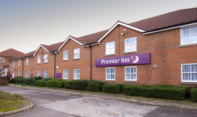 Premier Inn Warrington (A49-M62, J9) Exterior