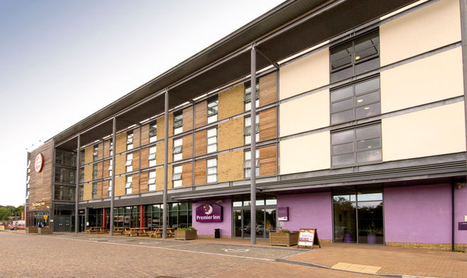 Premier Inn Watford (Croxley Green) Exterior