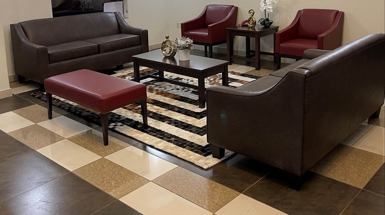 Red Roof inn & Suites Detroit - Melvinda Lobby