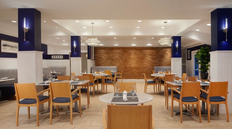 Pier House Resort & Spa Restaurant