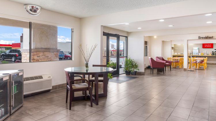Red Roof Inn Albuquerque - Midtown Lobby