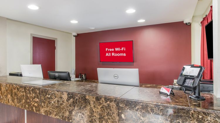 Red Roof Inn Albuquerque - Midtown Lobby