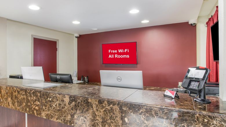 <b>Red Roof Inn Albuquerque - Midtown Lobby</b>. Images powered by <a href="https://www.leonardoworldwide.com/" title="Leonardo Worldwide" target="_blank">Leonardo</a>.