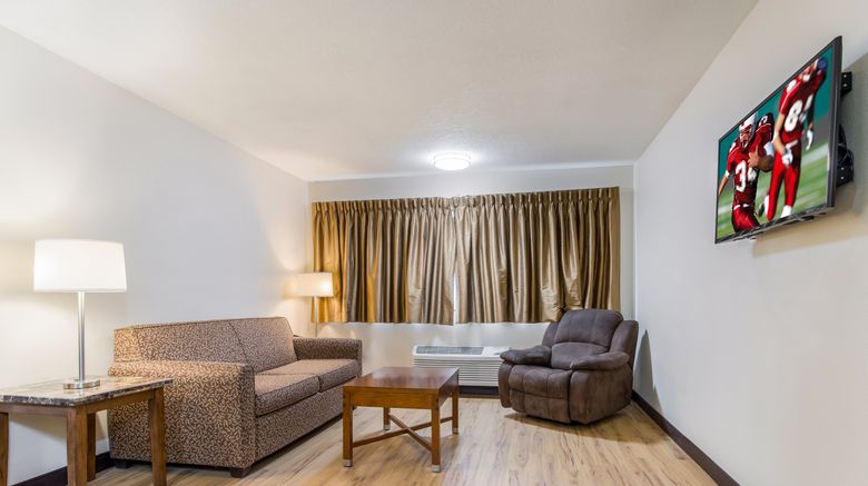 <b>Red Roof Inn Albuquerque - Midtown Suite</b>. Images powered by <a href="https://www.leonardoworldwide.com/" title="Leonardo Worldwide" target="_blank">Leonardo</a>.