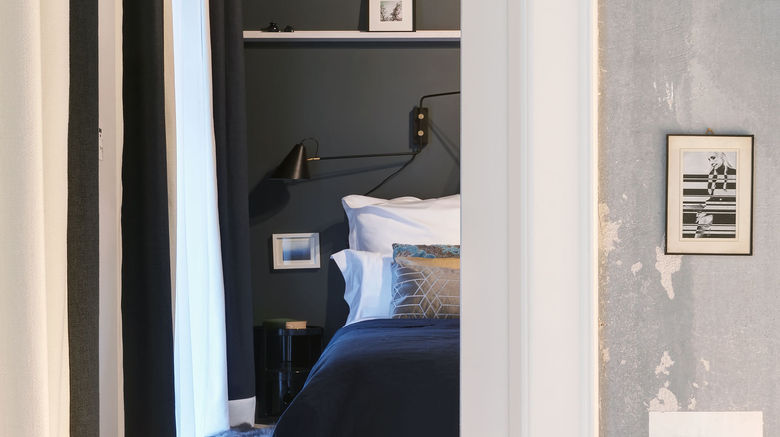 <b>Cora Apartments Room</b>. Images powered by <a href="https://www.leonardoworldwide.com/" title="Leonardo Worldwide" target="_blank">Leonardo</a>.