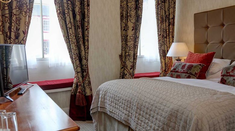 <b>The George Hotel Room</b>. Images powered by <a href="https://www.leonardoworldwide.com/" title="Leonardo Worldwide" target="_blank">Leonardo</a>.