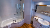 The George Hotel Room