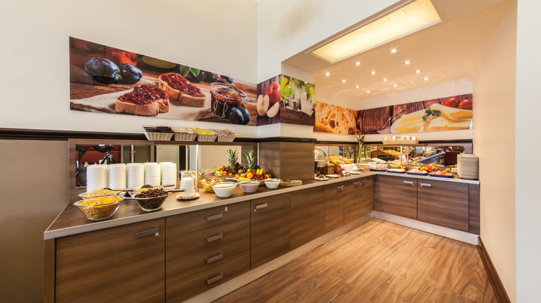 <b>Novum Norddeutscher Hof Hotel Restaurant</b>. Images powered by <a href="https://www.leonardoworldwide.com/" title="Leonardo Worldwide" target="_blank">Leonardo</a>.