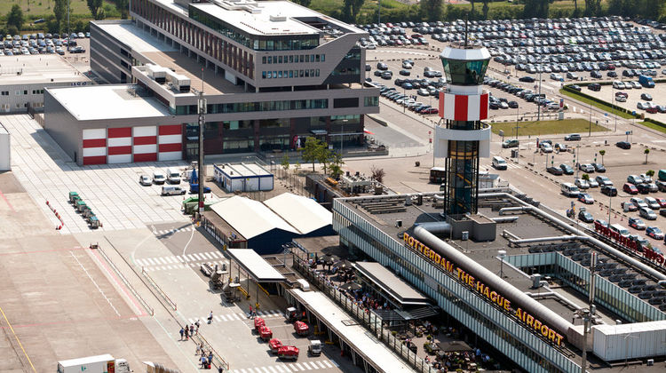 Wings Hotel Rotterdam Exterior