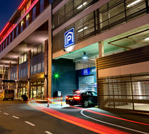 Wings Hotel Rotterdam Exterior