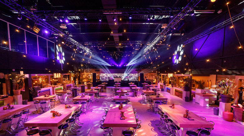 <b>Wings Hotel Rotterdam Meeting</b>. Images powered by <a href="https://www.leonardoworldwide.com/" title="Leonardo Worldwide" target="_blank">Leonardo</a>.