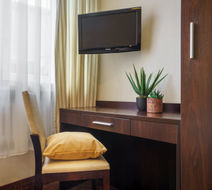 Novum Hotel Eleazar Room
