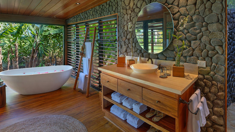 <b>The Wakaya Club & Spa Room</b>. Images powered by <a href="https://www.leonardoworldwide.com/" title="Leonardo Worldwide" target="_blank">Leonardo</a>.