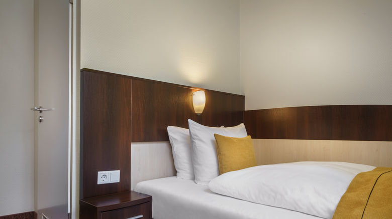 <b>Novum Hotel Eleazar Room</b>. Images powered by <a href="https://leonardo.com/" title="Leonardo Worldwide" target="_blank">Leonardo</a>.