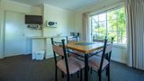 Yarra Gables Motel Room