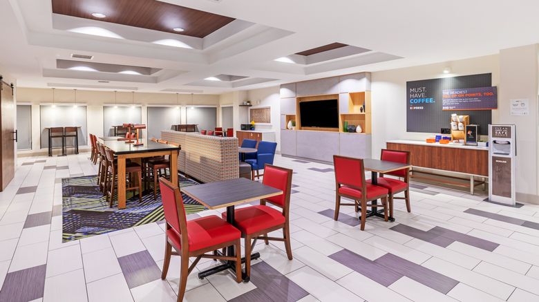 <b>Holiday Inn Express Suites Lakeway Restaurant</b>. Images powered by <a href="https://www.leonardoworldwide.com/" title="Leonardo Worldwide" target="_blank">Leonardo</a>.