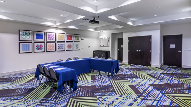 <b>Holiday Inn Express Suites Lakeway Meeting</b>. Images powered by <a href="https://www.leonardoworldwide.com/" title="Leonardo Worldwide" target="_blank">Leonardo</a>.