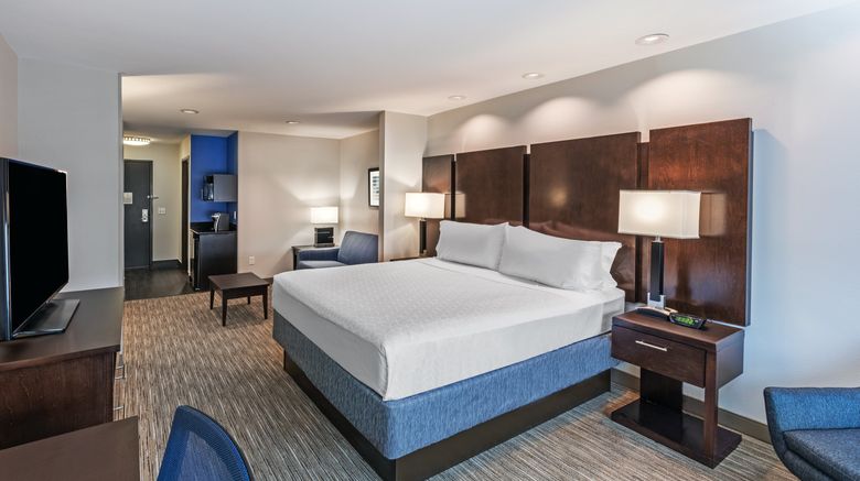 <b>Holiday Inn Express Suites Lakeway Suite</b>. Images powered by <a href="https://www.leonardoworldwide.com/" title="Leonardo Worldwide" target="_blank">Leonardo</a>.