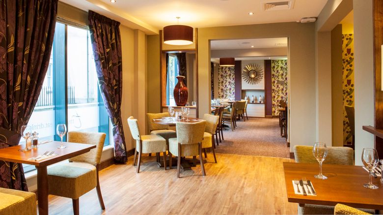 <b>Premier Inn Bath City Center Lobby</b>. Images powered by <a href="https://www.leonardoworldwide.com/" title="Leonardo Worldwide" target="_blank">Leonardo</a>.