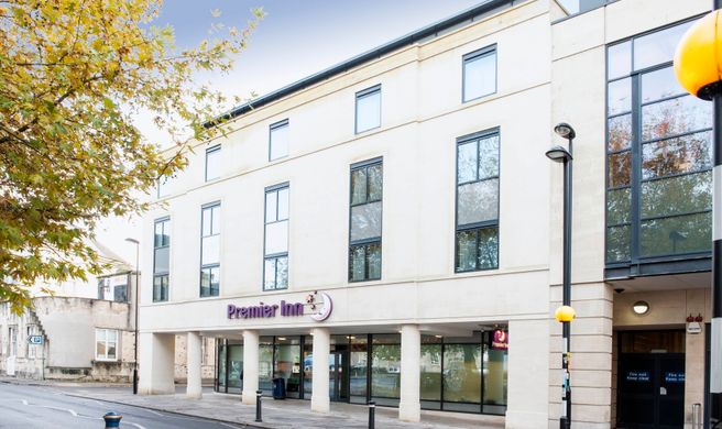 Premier Inn Bath City Center Exterior