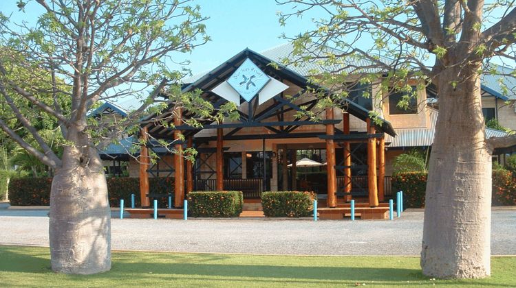 Blue Seas Resort Exterior