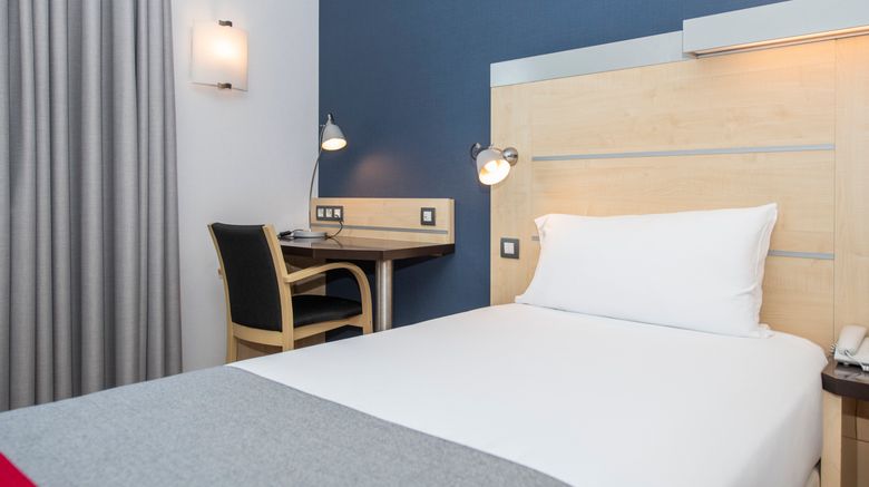 <b>Holiday Inn Express Barcelona - Montmelo Room</b>. Images powered by <a href="https://www.leonardoworldwide.com/" title="Leonardo Worldwide" target="_blank">Leonardo</a>.