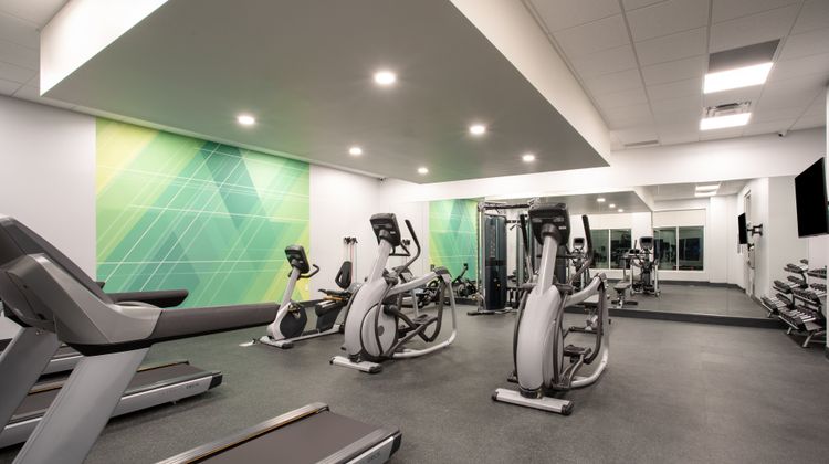 Holiday Inn Glendale-Stadium & Ent Dist Health Club