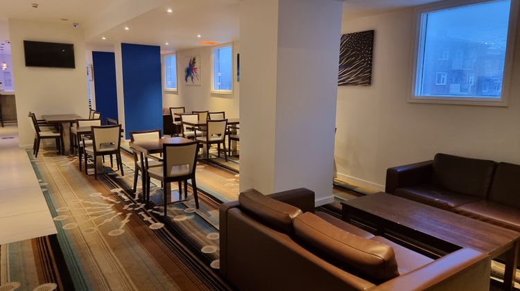 Holiday Inn Express Wakefield Restaurant
