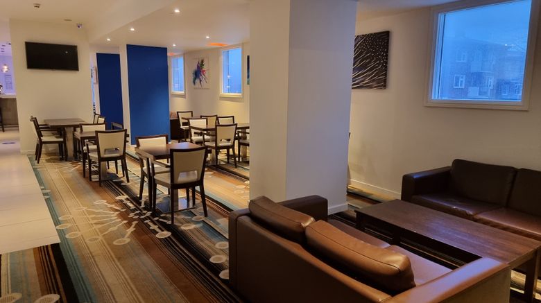 <b>Holiday Inn Express Wakefield Restaurant</b>. Images powered by <a href="https://www.leonardoworldwide.com/" title="Leonardo Worldwide" target="_blank">Leonardo</a>.