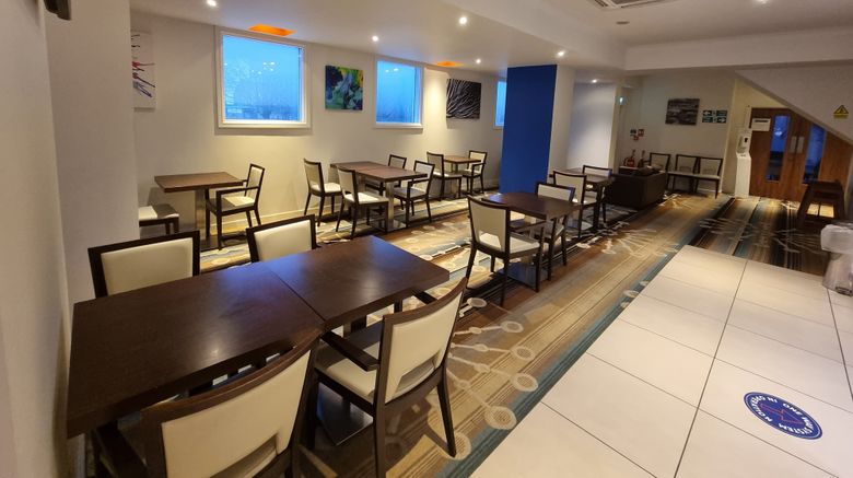 <b>Holiday Inn Express Wakefield Restaurant</b>. Images powered by <a href="https://www.leonardoworldwide.com/" title="Leonardo Worldwide" target="_blank">Leonardo</a>.