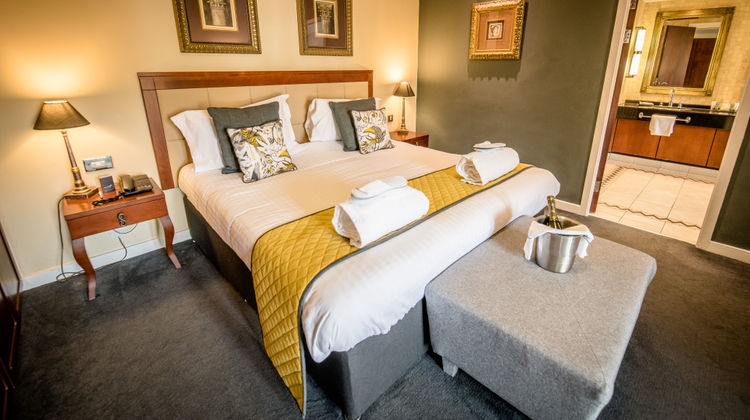 Wild Pheasant Hotel and Spa Suite