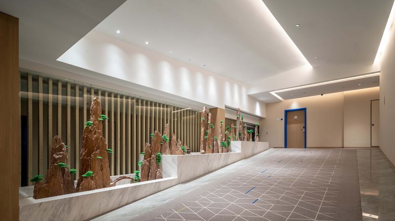 <b>Holiday Inn Express Jinan Airport Zone Lobby</b>. Images powered by <a href="https://www.leonardoworldwide.com/" title="Leonardo Worldwide" target="_blank">Leonardo</a>.