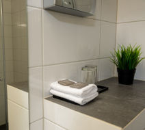Thon Maloy Hotel Room