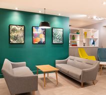 Holiday Inn Southampton-Eastleigh Lobby