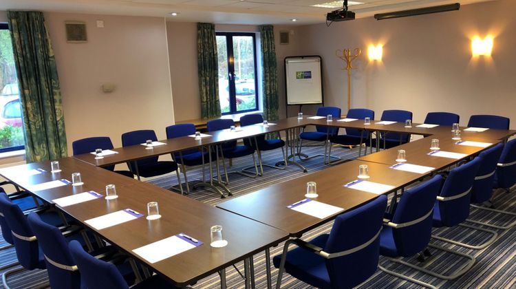 Holiday Inn Express Poole Meeting