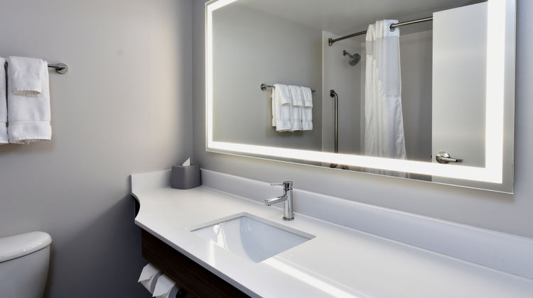 Holiday Inn Express Richmond  Short Pump Room