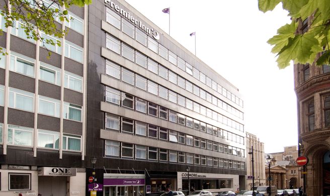 Premier Inn Birmingham CC (Waterloo St) Exterior