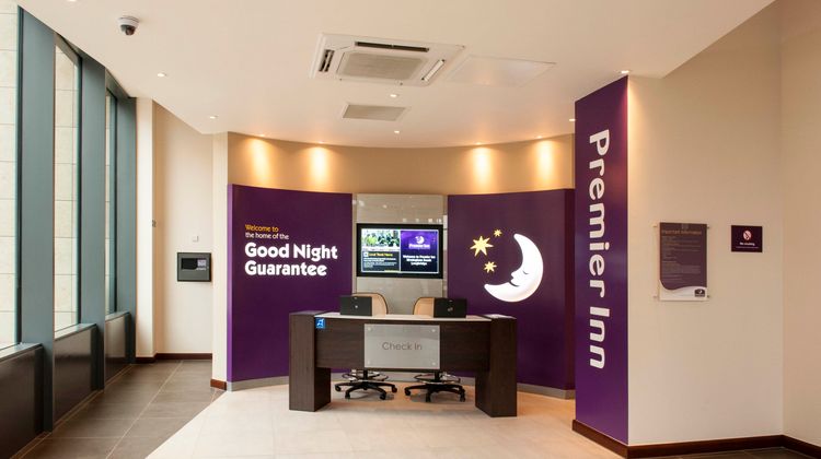 Premier Inn Birmingham South Longbridge Lobby