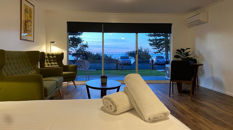 <b>North Pier Hotel Cowes Suite</b>. Images powered by <a href="https://www.leonardoworldwide.com/" title="Leonardo Worldwide" target="_blank">Leonardo</a>.