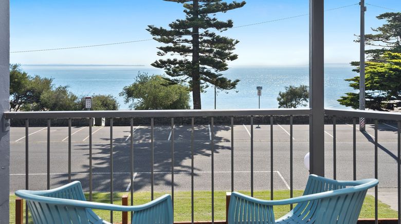 <b>North Pier Hotel Cowes Beach</b>. Images powered by <a href="https://www.leonardoworldwide.com/" title="Leonardo Worldwide" target="_blank">Leonardo</a>.