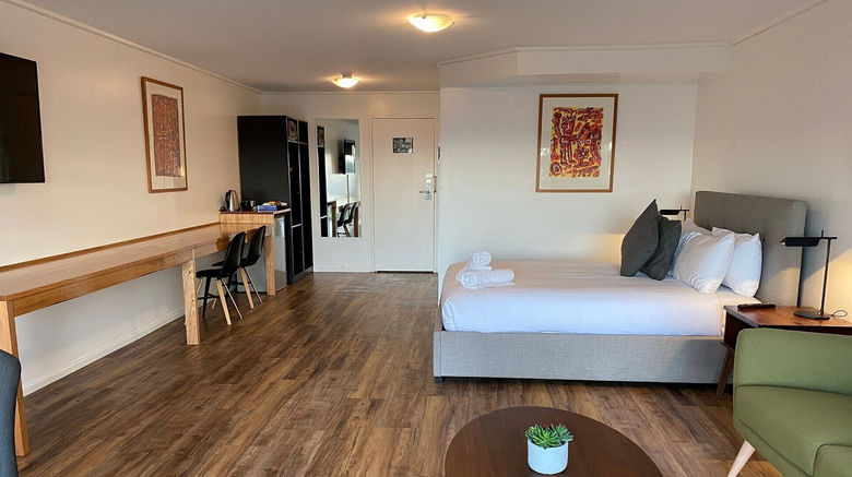 <b>North Pier Hotel Cowes Suite</b>. Images powered by <a href="https://www.leonardoworldwide.com/" title="Leonardo Worldwide" target="_blank">Leonardo</a>.